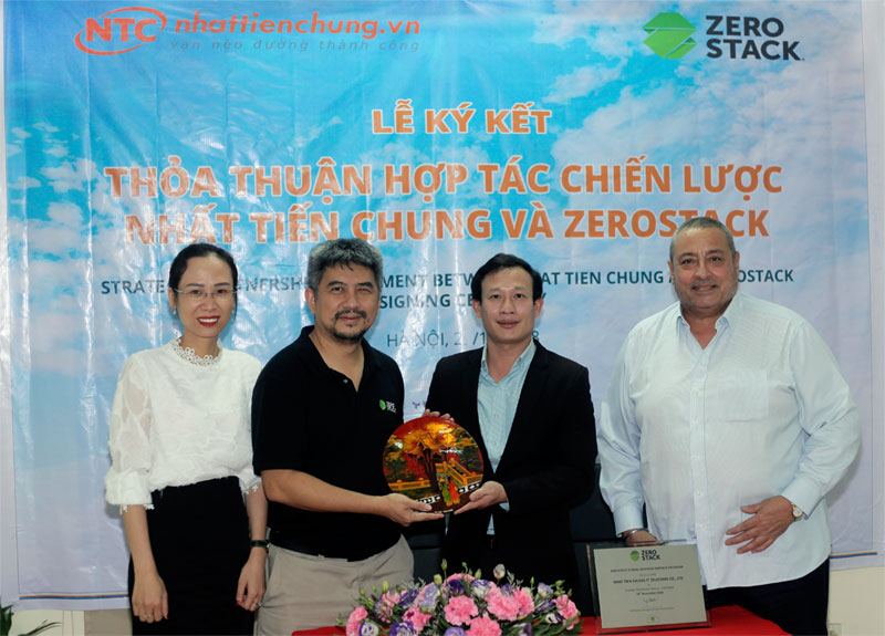 ntc-zerostack-signing-lo.JPG